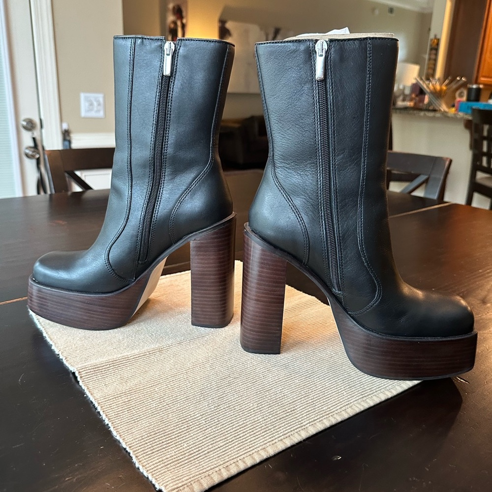 Steve Madden Black Leather Heeled Boots - Picture 3 of 8